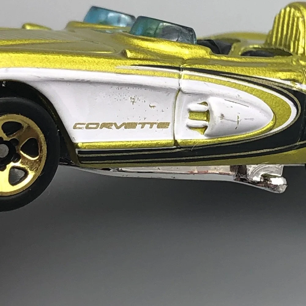 Hot Wheels  Chevrolet Chevy‎ Corvette SR-2 SR2 Diecast Car Acid Green 1/64 Scale